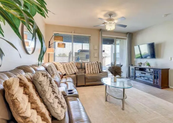 Serene Oasis With Pool & Spa-goodyear *